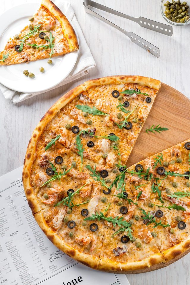 Pizza napoletana forno a legna